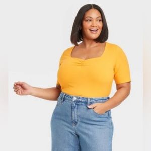🌟5/$10 Ava & Viv (Mango) Sweetheart Neckline Top